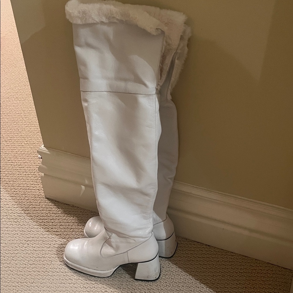 L’Intervalle | Knee-High Fur-Trimmed Boots